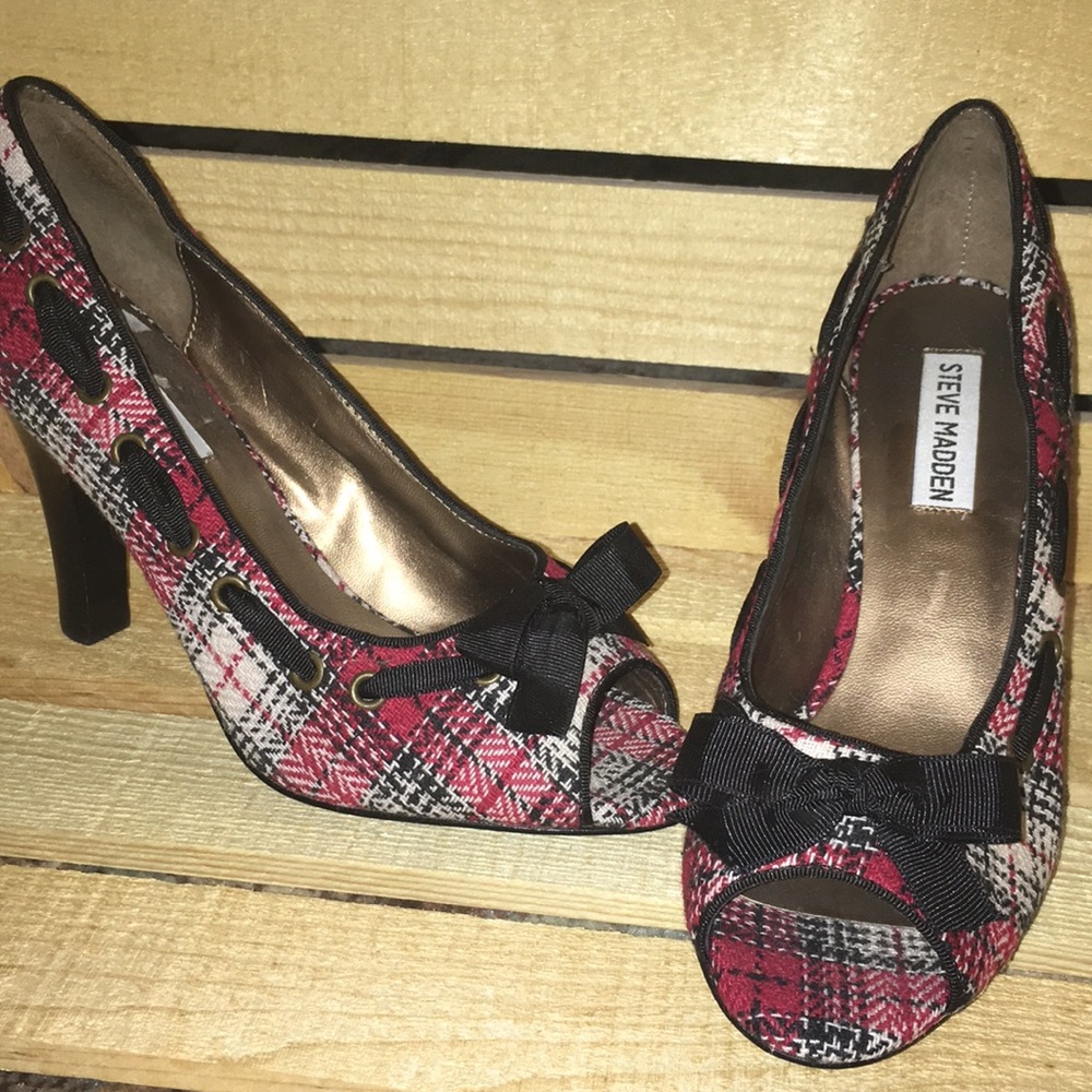 Vintage Steve Madden Pumps